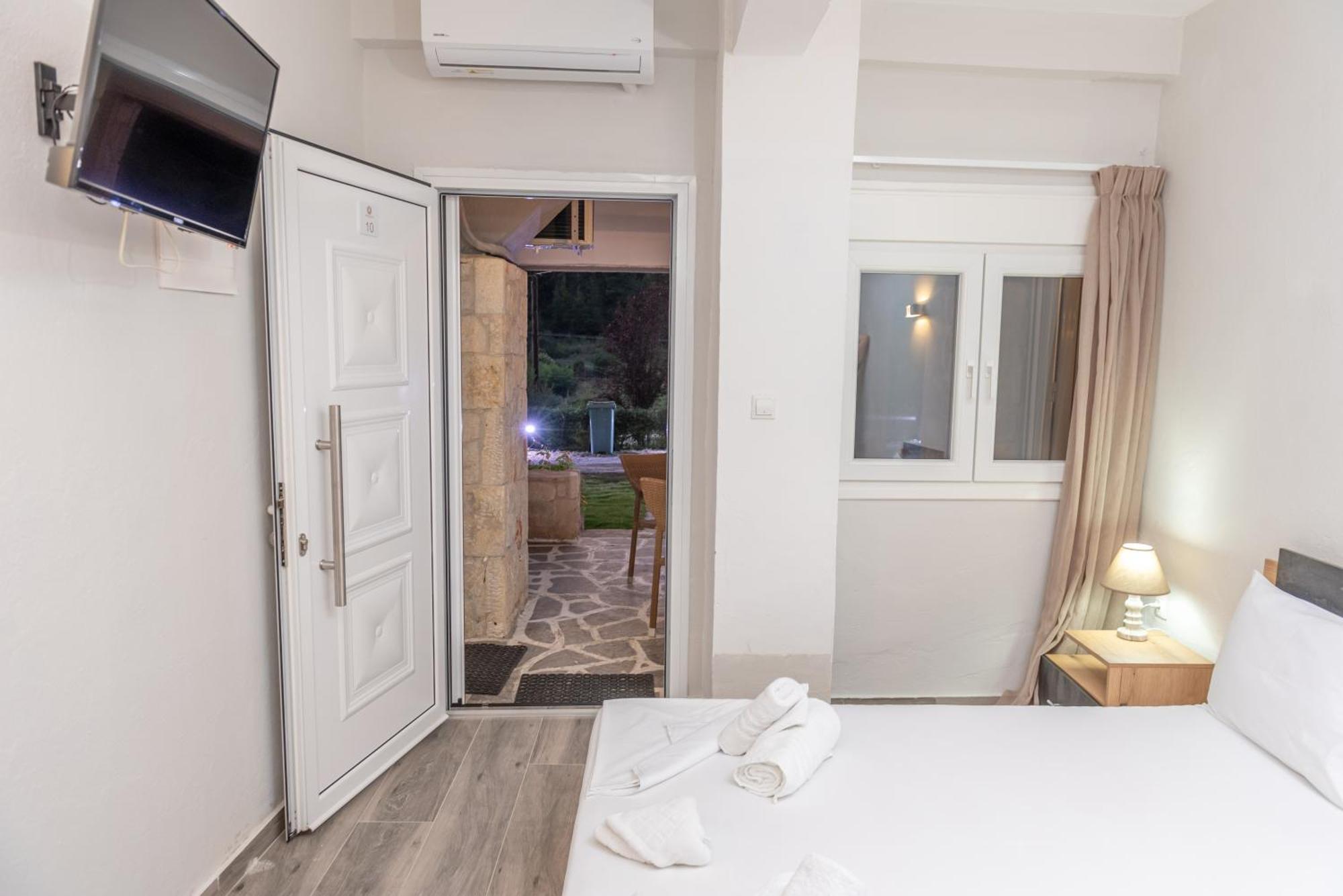 Medusa Rooms Kallithea  Экстерьер фото